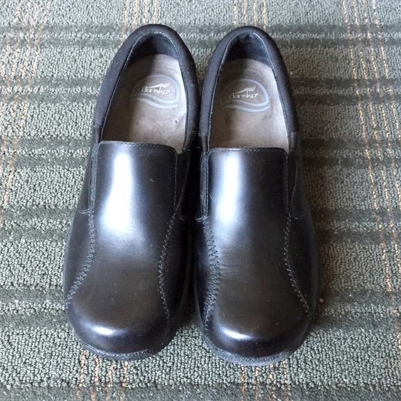 Dansko Kim Black Pull-Up Leather Shoes - Picture 5 of 7